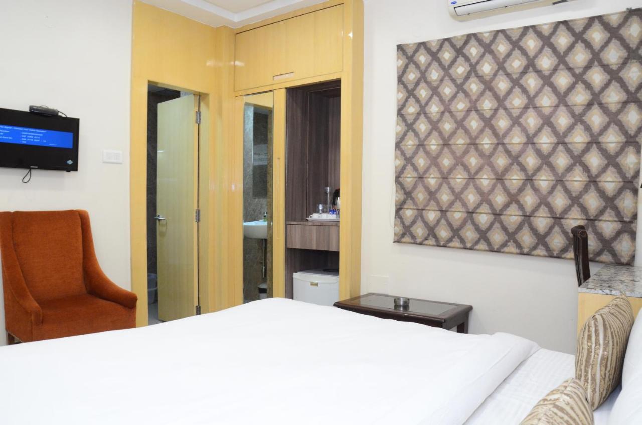 Crytsal Residency Hotel Ranchi Ngoại thất bức ảnh