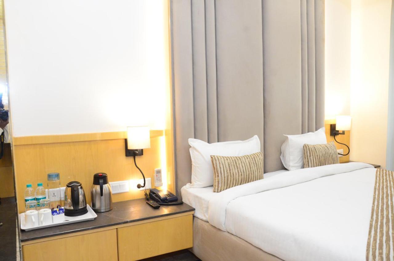 Crytsal Residency Hotel Ranchi Ngoại thất bức ảnh