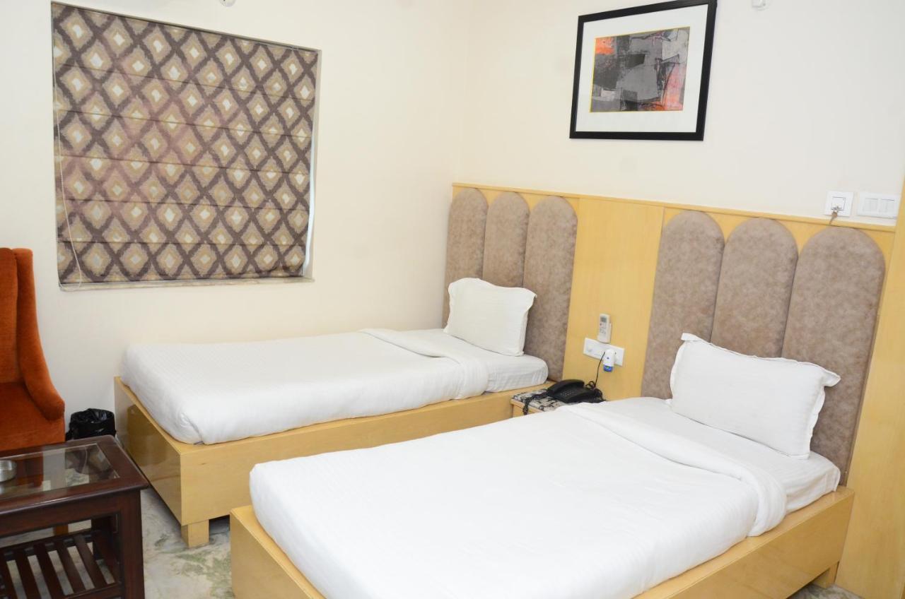 Crytsal Residency Hotel Ranchi Ngoại thất bức ảnh
