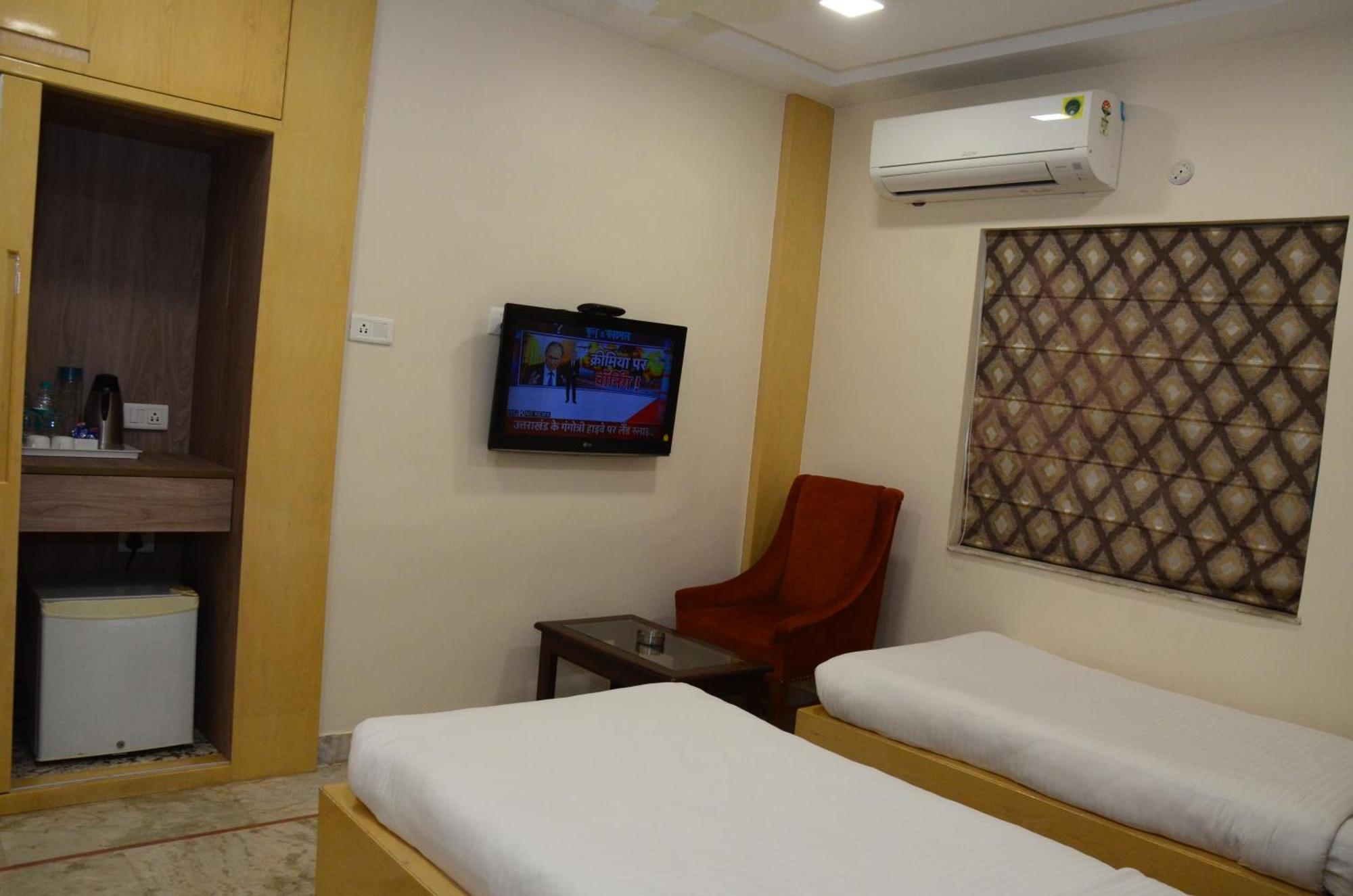 Crytsal Residency Hotel Ranchi Ngoại thất bức ảnh