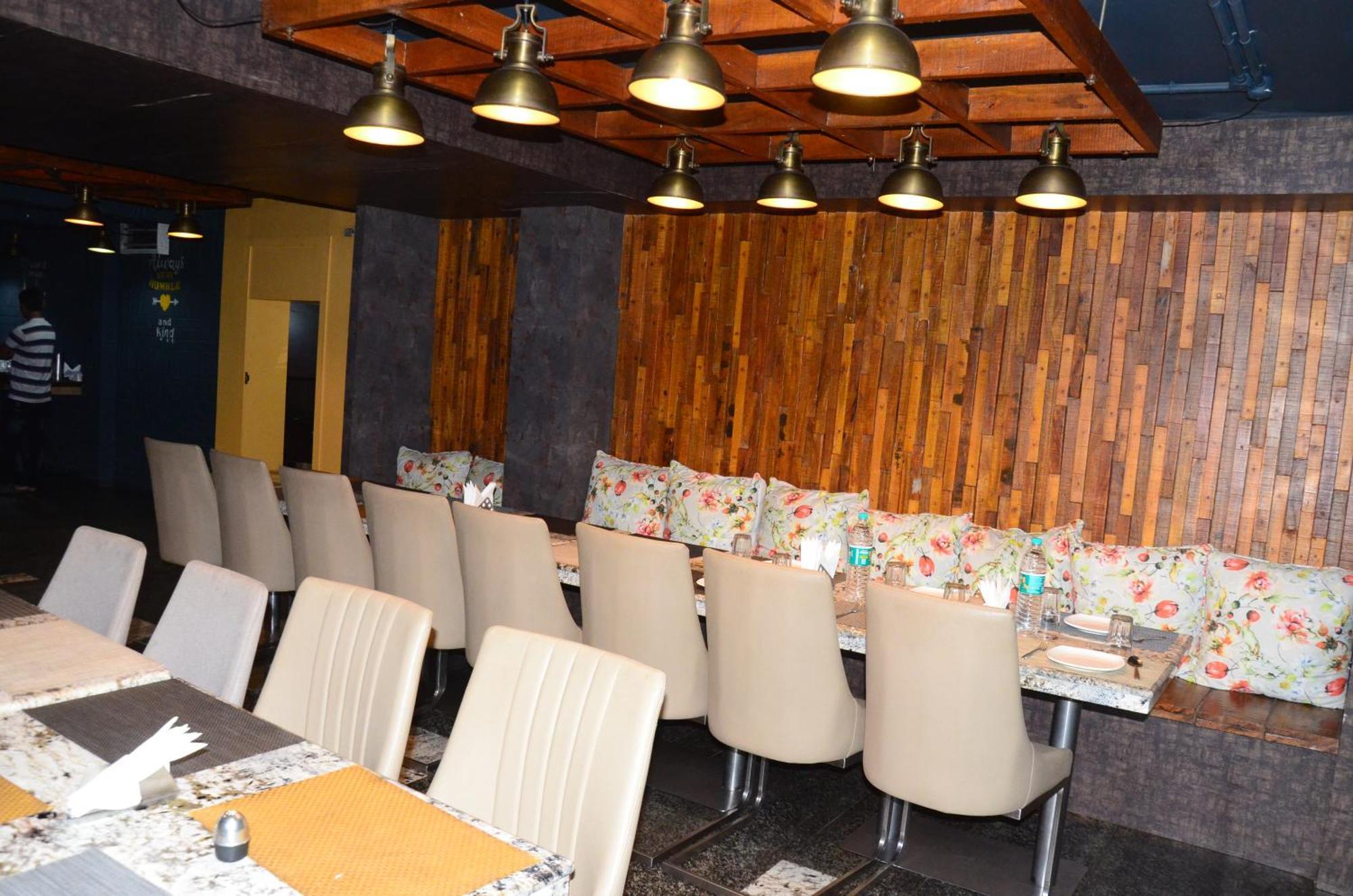 Crytsal Residency Hotel Ranchi Ngoại thất bức ảnh